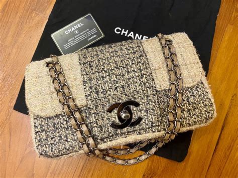 chanel vintage tweed bag.